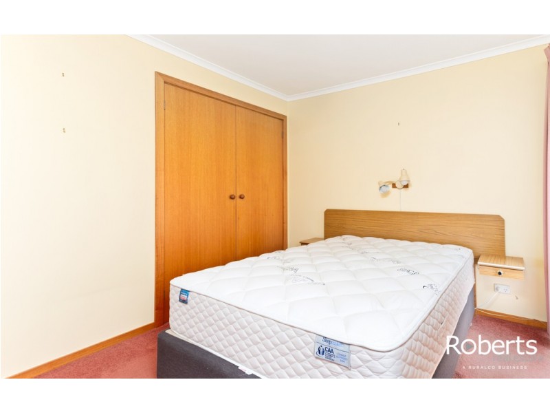 1/68 Franmaree Rd, Newnham TAS 7248