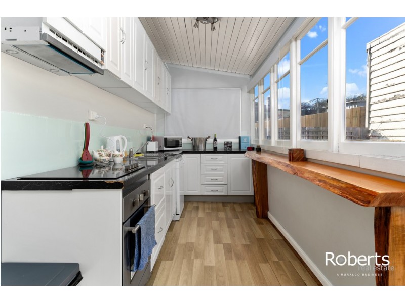 71 Hobart Road, Kings Meadows TAS 7249