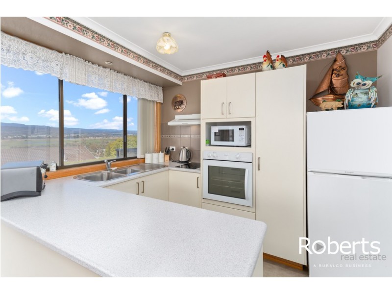 1 Winifred Circle, Riverside TAS 7250