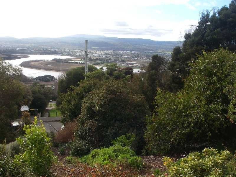 27 Newlands Street, Trevallyn TAS 7250
