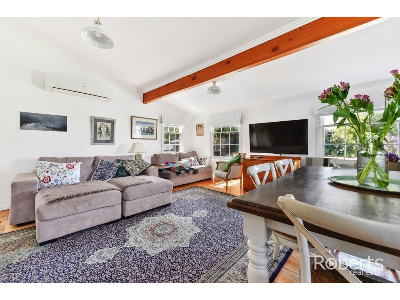 15 Laver Grove, Newnham TAS 7248