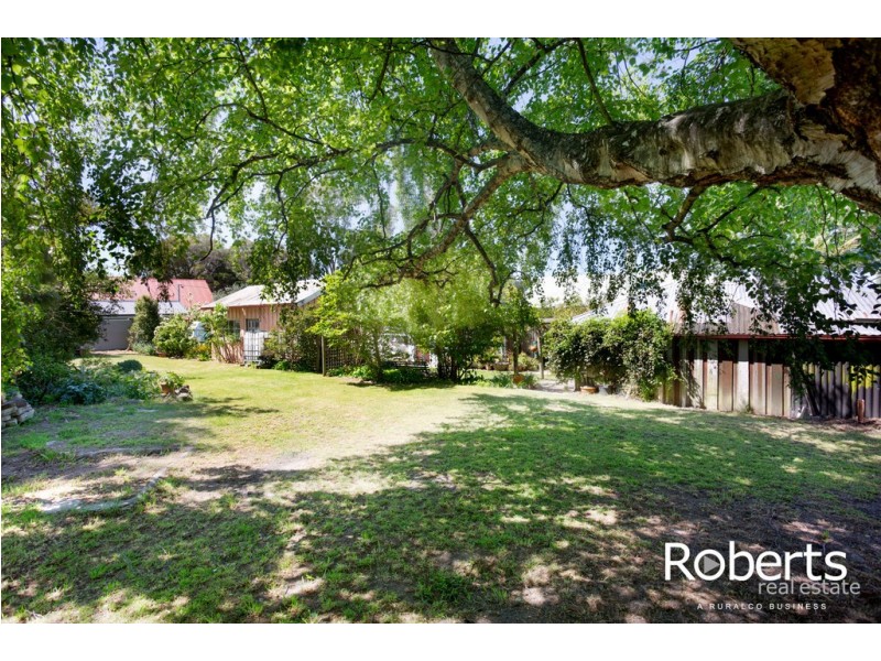 57 Beach Rd, Gravelly Beach TAS 7276