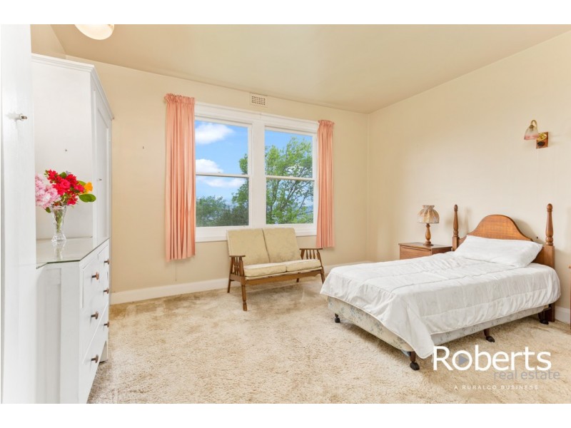 11 Neika Avenue, West Launceston TAS 7250