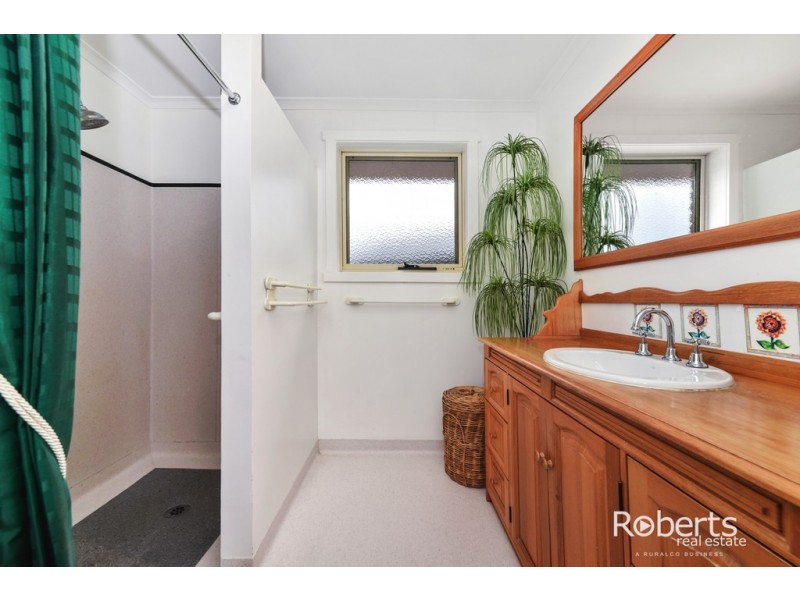 22 Encee Drive, St Leonards TAS 7250