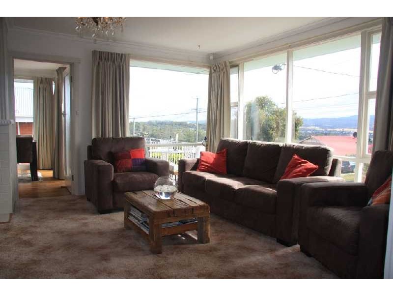 10 Redwood Crescent, Youngtown TAS 7249