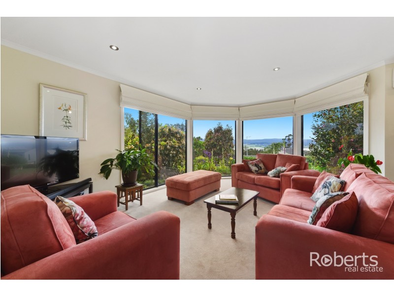 32 Acropolis Drive, Legana TAS 7277