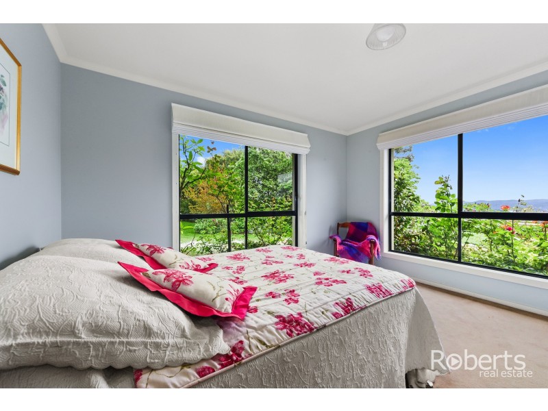 32 Acropolis Drive, Legana TAS 7277