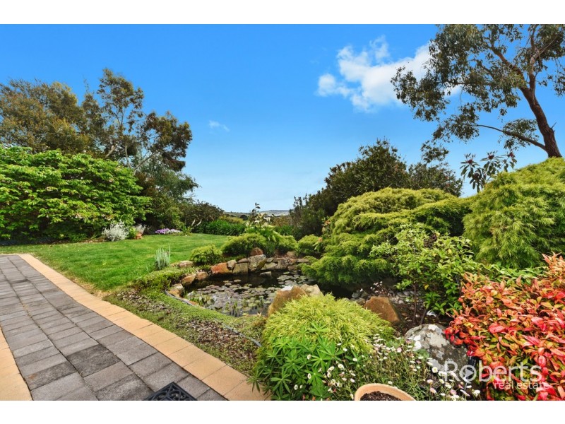 32 Acropolis Drive, Legana TAS 7277