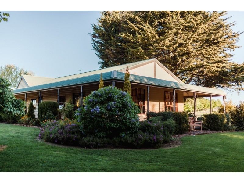 15 Reeves Road, Lower Barrington TAS 7306