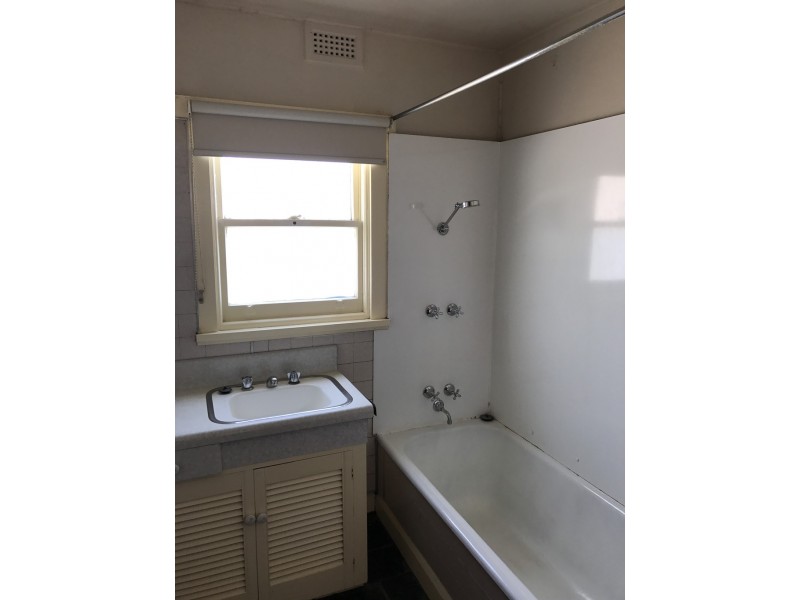 4 Carr Street, Kings Meadows TAS 7249