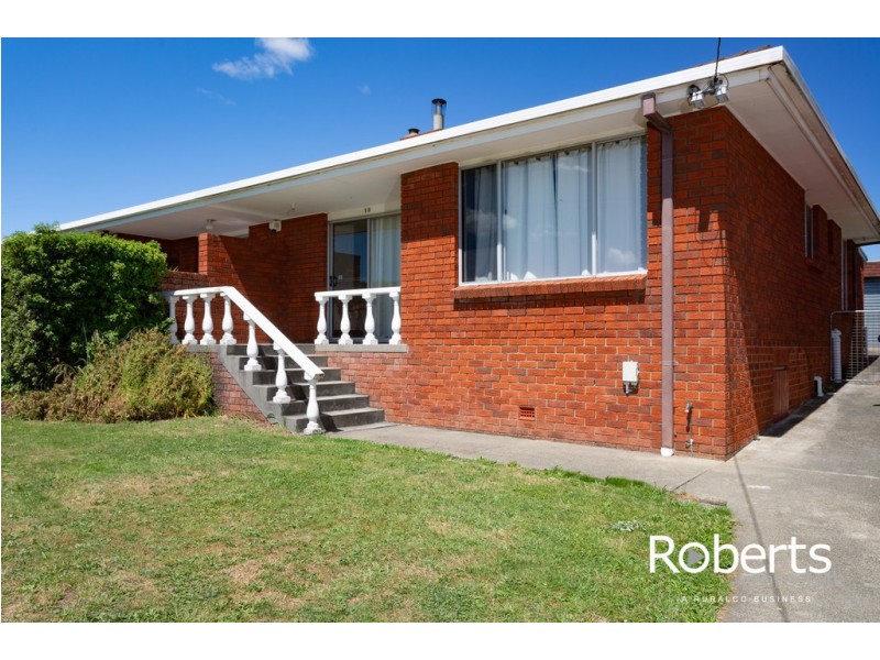 3B Bishops Drive, Newnham TAS 7248