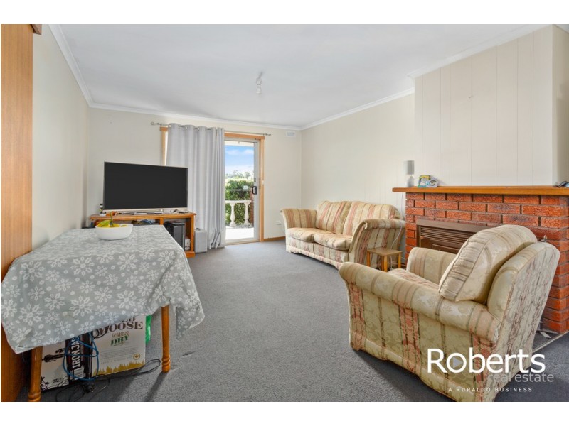 3B Bishops Drive, Newnham TAS 7248