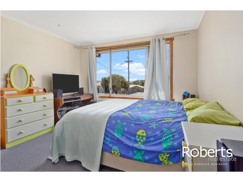 3B Bishops Drive, Newnham TAS 7248