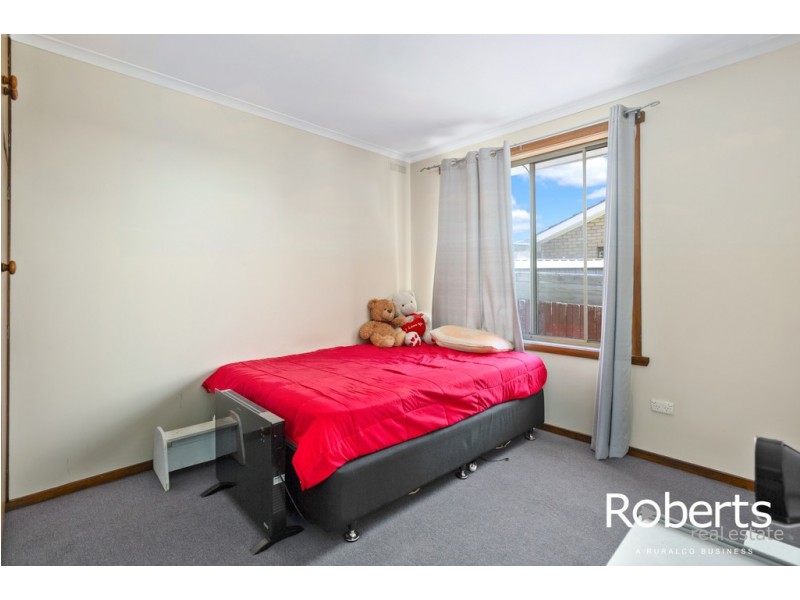 3B Bishops Drive, Newnham TAS 7248