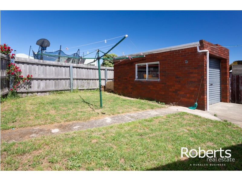 3B Bishops Drive, Newnham TAS 7248