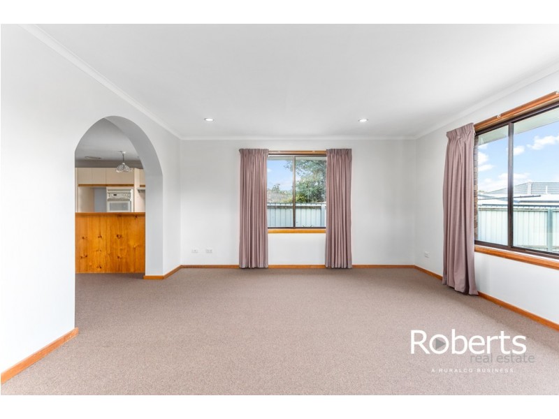 9 Mount Stuart Drive, Newnham TAS 7248