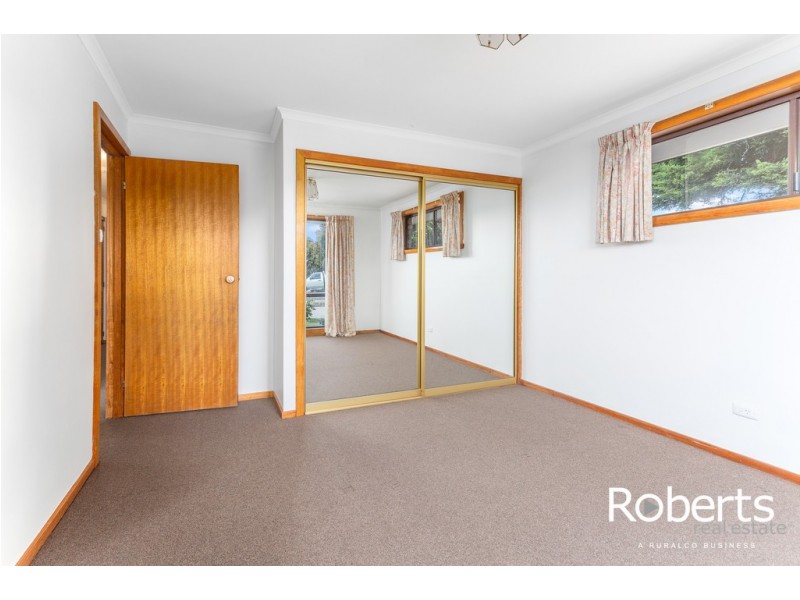 9 Mount Stuart Drive, Newnham TAS 7248