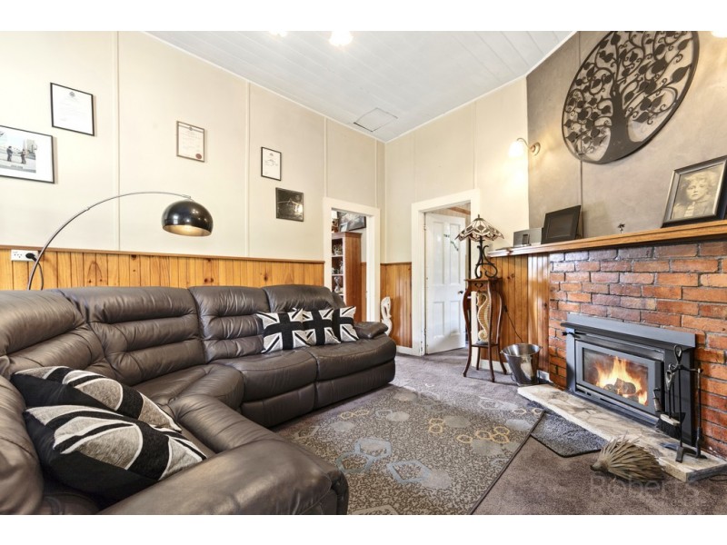 74-76 Main Street, Derby TAS 7264