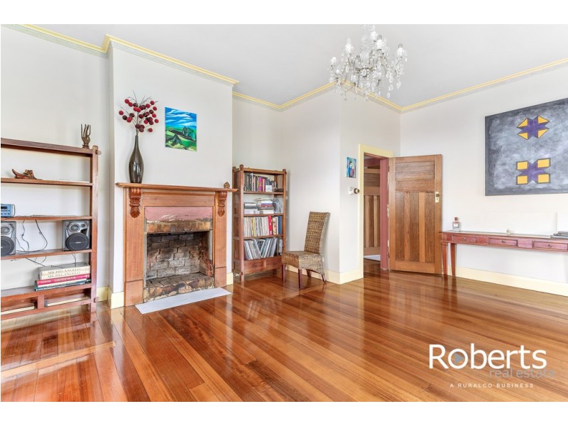 18 Meredith Crescent, South Launceston TAS 7249