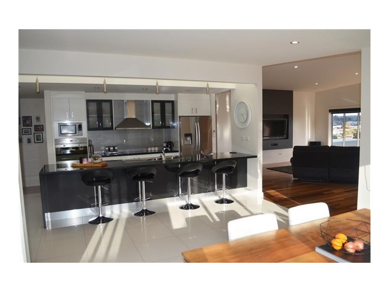 17 Pearce Street, Summerhill TAS 7250