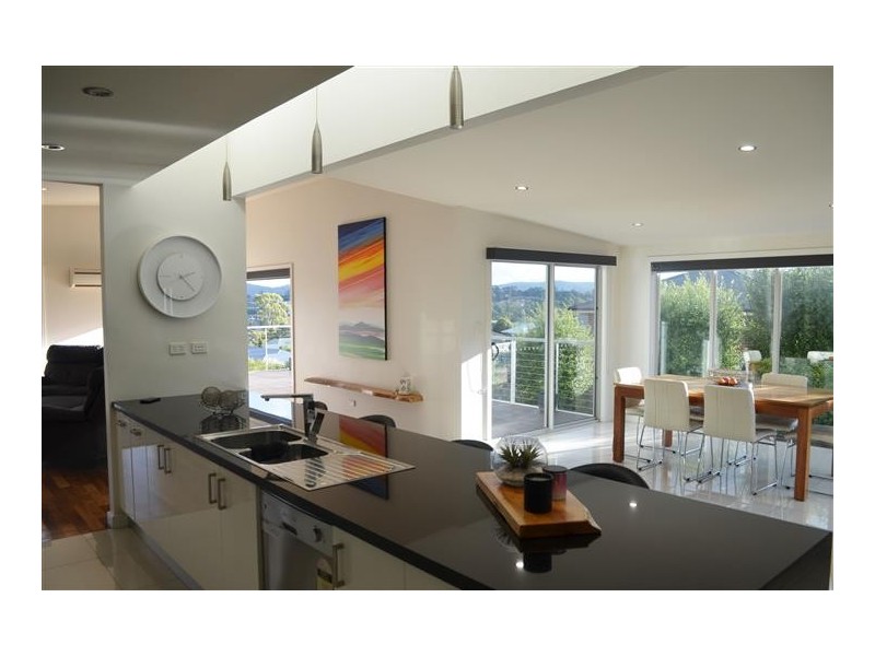 17 Pearce Street, Summerhill TAS 7250