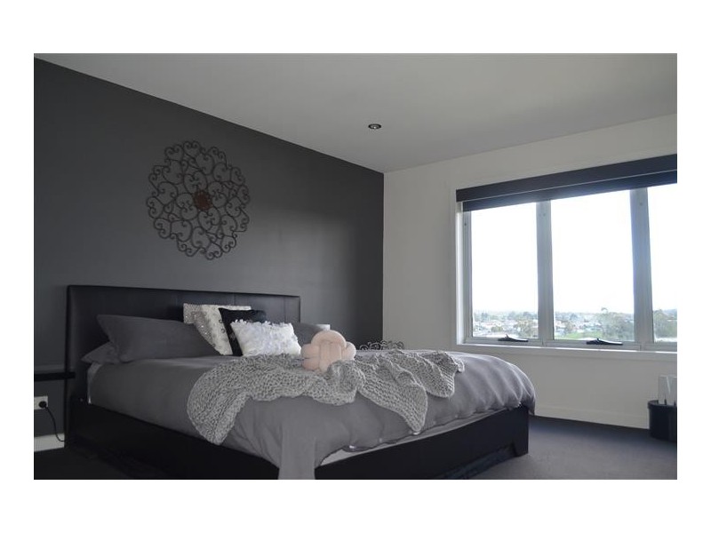 17 Pearce Street, Summerhill TAS 7250