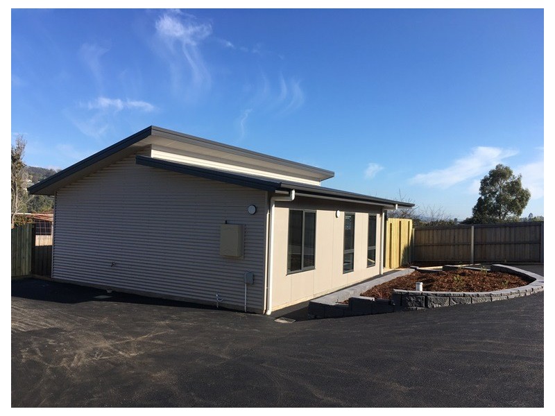 2/10 Summit Road, Trevallyn TAS 7250