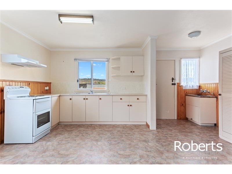 11 Renfern Street, Waverley TAS 7250