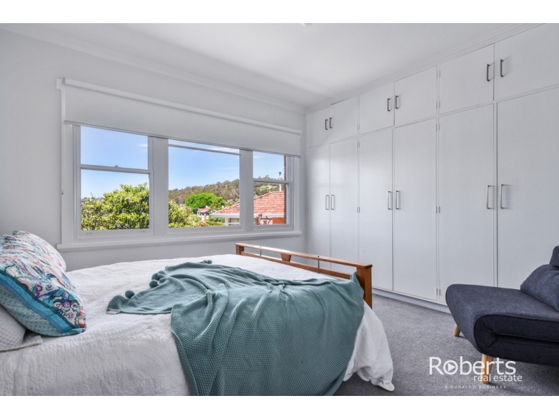 11 Connaught Place, West Launceston TAS 7250