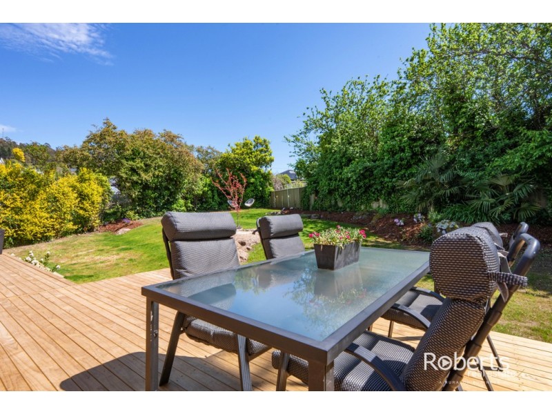11 Connaught Place, West Launceston TAS 7250
