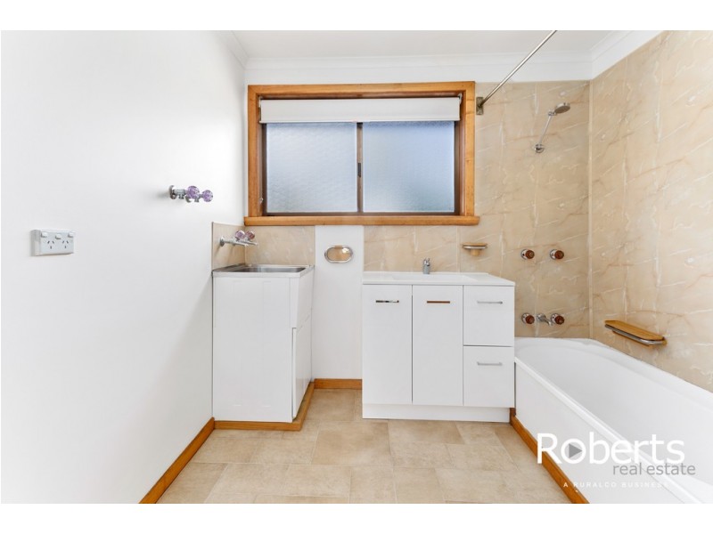 2/2 Sophie Place, West Launceston TAS 7250