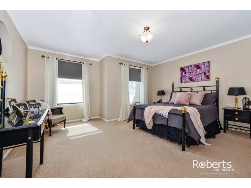 7 Jacqueline Place, Riverside TAS 7250