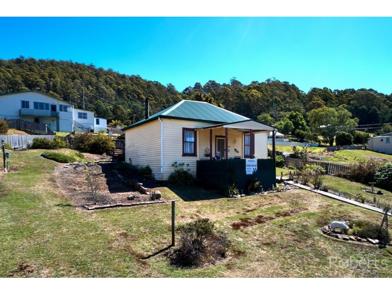 84 Main Street, Derby TAS 7264