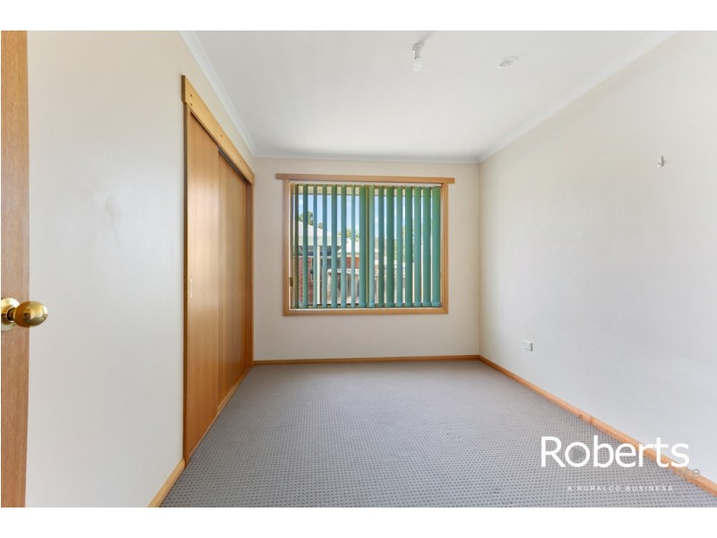 2/39 Parklands Parade, Newnham TAS 7248