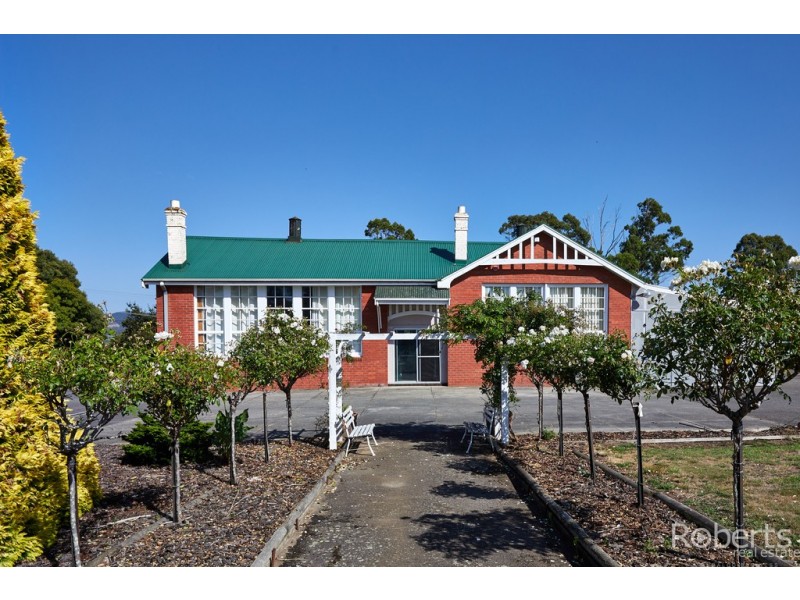 32 Albert Street, Branxholm TAS 7261
