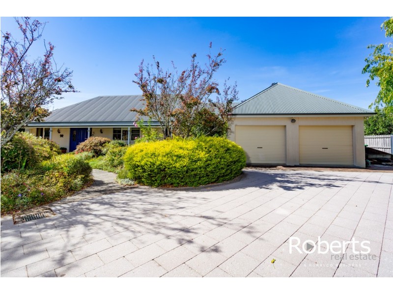 16 Spring Grove, Youngtown TAS 7249