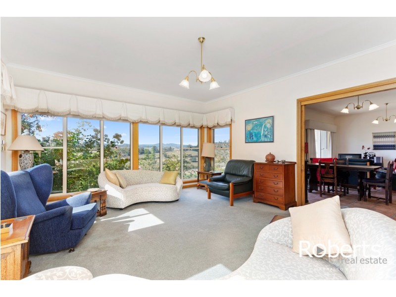 16 Spring Grove, Youngtown TAS 7249