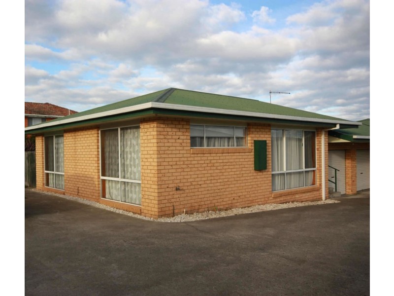 1/6 Bill Grove, Mowbray TAS 7248