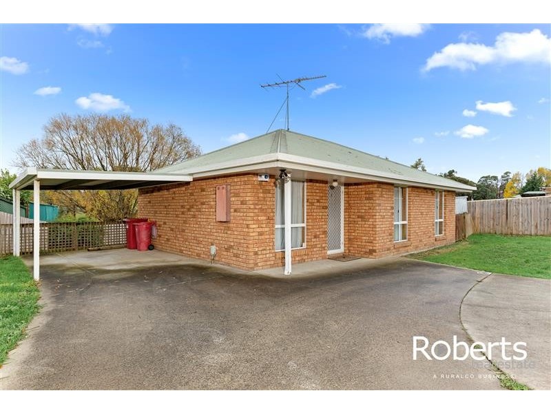 2/30B Notley Street, Newnham TAS 7248