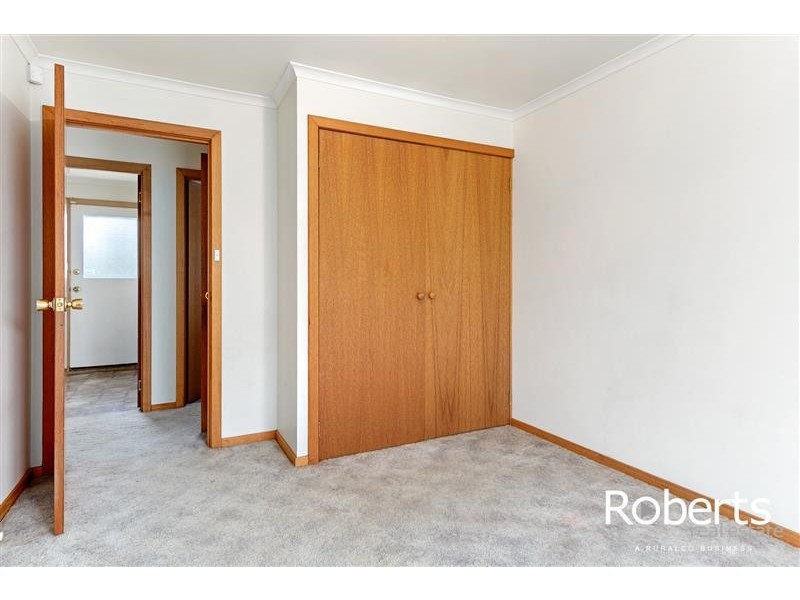 2/30B Notley Street, Newnham TAS 7248