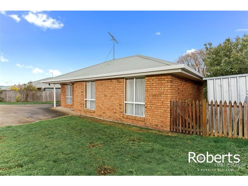 2/30B Notley Street, Newnham TAS 7248