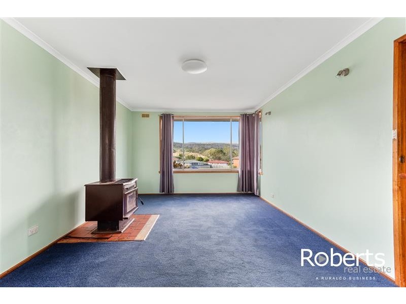 6 Currie Place, Ravenswood TAS 7250