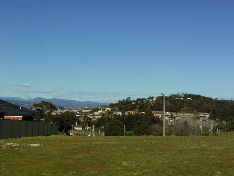 3 Phoebe Court, Riverside TAS 7250