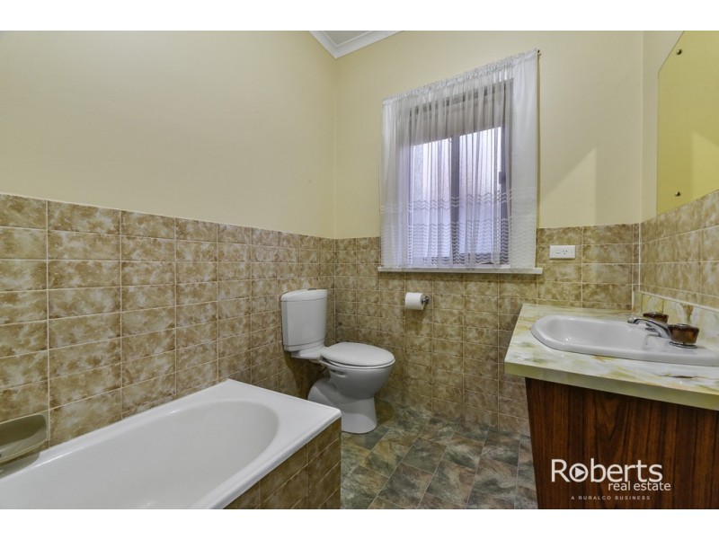 3 Alma St, Youngtown TAS 7249