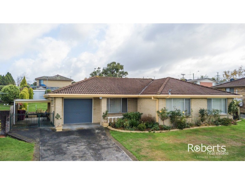 4 Rondora Crt, Newnham TAS 7248
