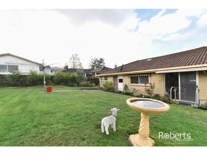 4 Rondora Crt, Newnham TAS 7248