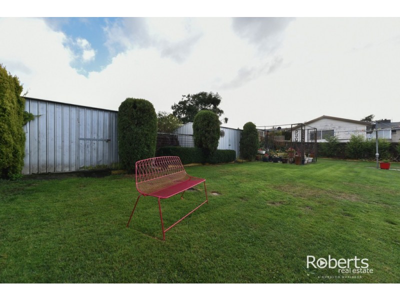 4 Rondora Crt, Newnham TAS 7248