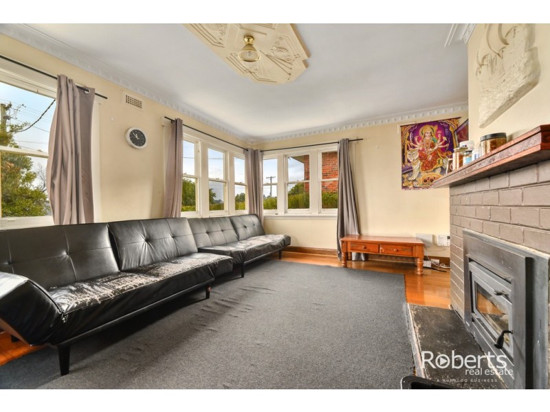 8 Sayer Street, Newnham TAS 7248