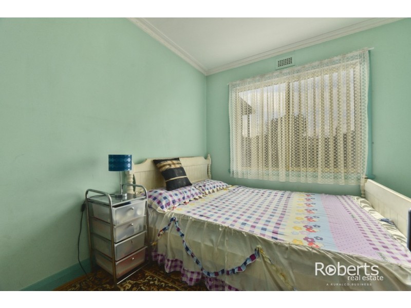 8 Sayer Street, Newnham TAS 7248