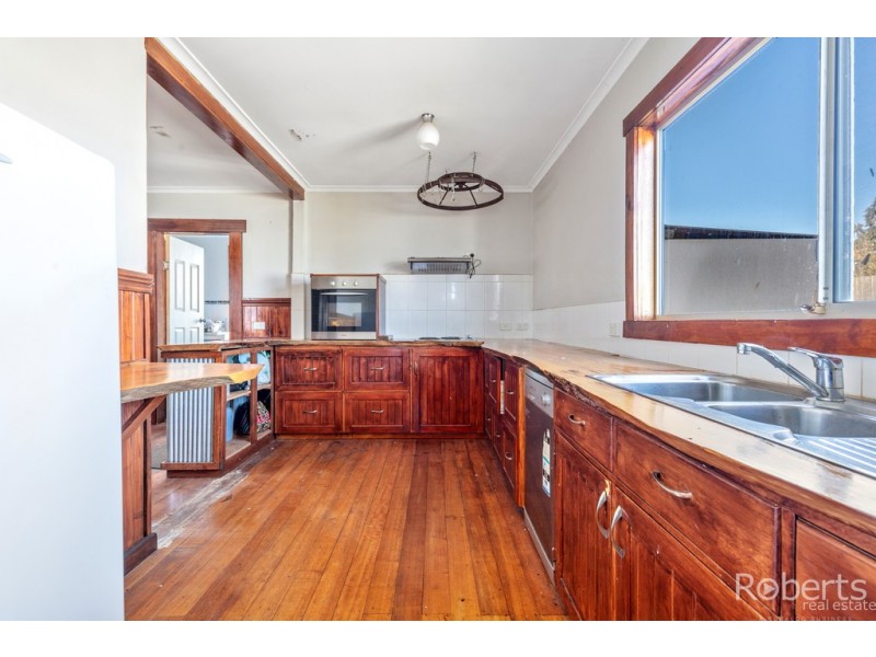 38 Main Street, Legerwood TAS 7263